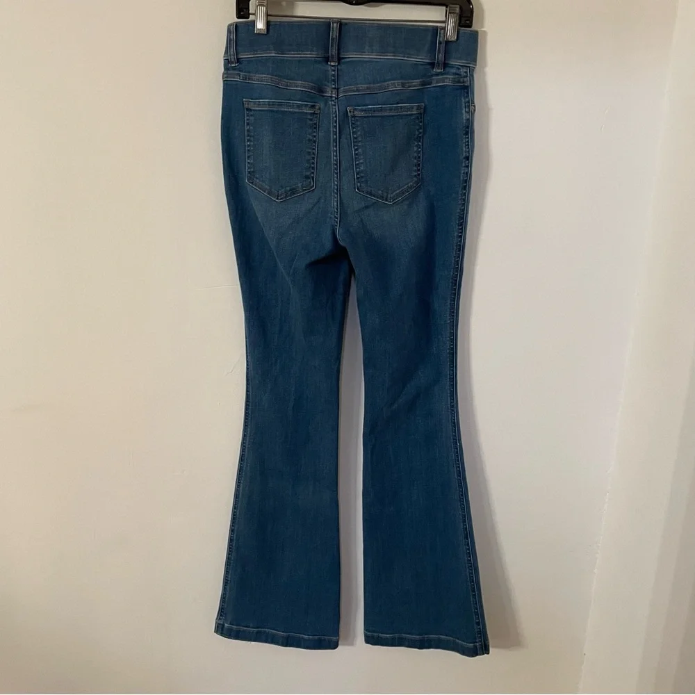 NWT Spanx Pull On Flare Jeans in Vintage Indigo Size medium $148 - Picture 6 of 8